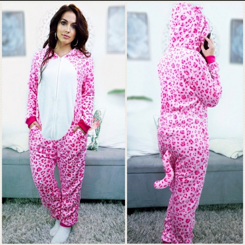 ‼️CLEARANCE PRICE FIRM‼️Pink Leopard Print Onesie😻 - Picture 7 of 8